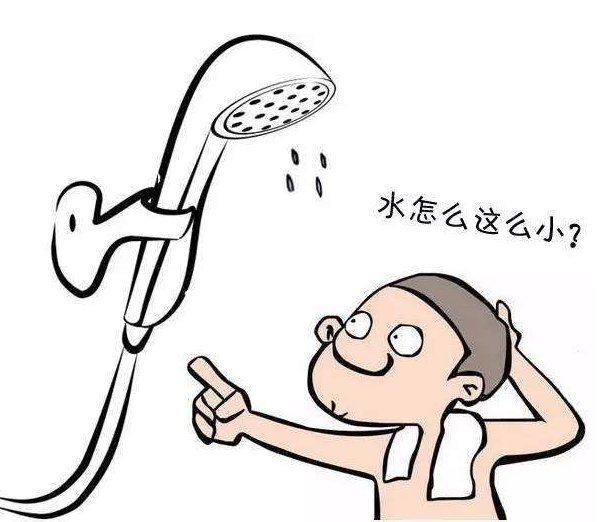 花洒总堵住用上常见的日用品就能轻松解决，看完试试