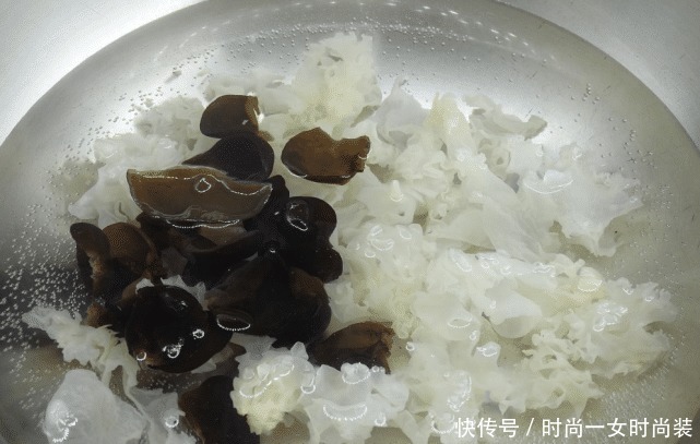 木耳|穷人的“阿胶”就是它,隔三差五吃,气血双补,肌肤红润细腻