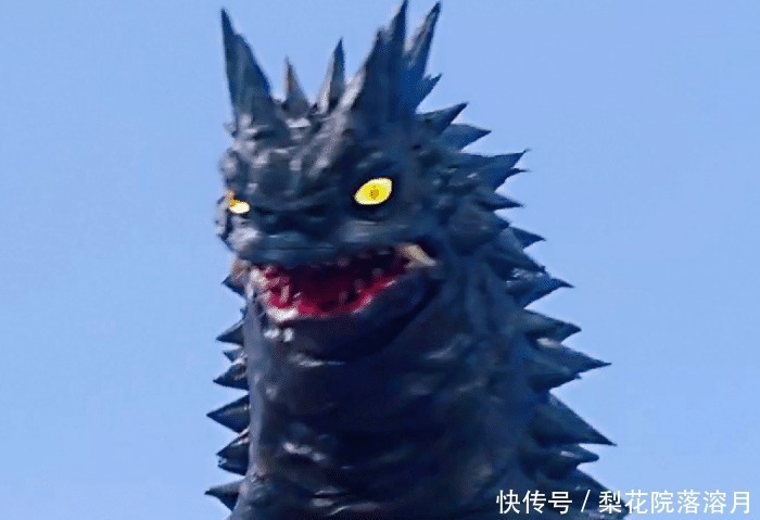 小姬|百慕拉进化史,变好看我忍,长出大角我也忍,变成奥特曼是咋回事