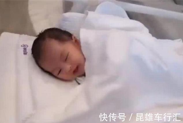 怀孕期间|“最美婴儿”火了,刚出生征服护士,现在征服网友:娘胎里整容?
