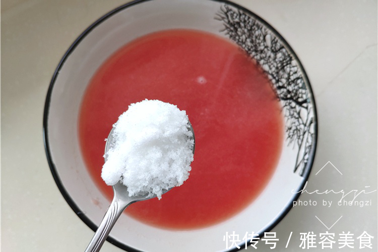 果冻|夏天多吃此“夏瓜”，含维C丰富，锅里一熬放冰箱，比果冻还好吃