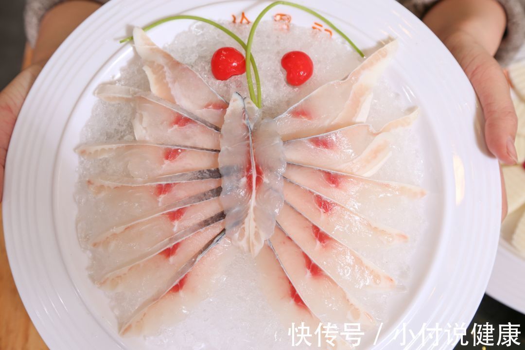 泡脚|“延缓衰老”的10大行为,梳头、泡脚也算在内,坚持有效