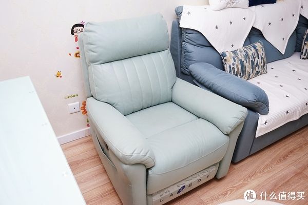 老友记|乐至宝电动款A607!这才叫躺平生活,功能沙发还得LAZBOY