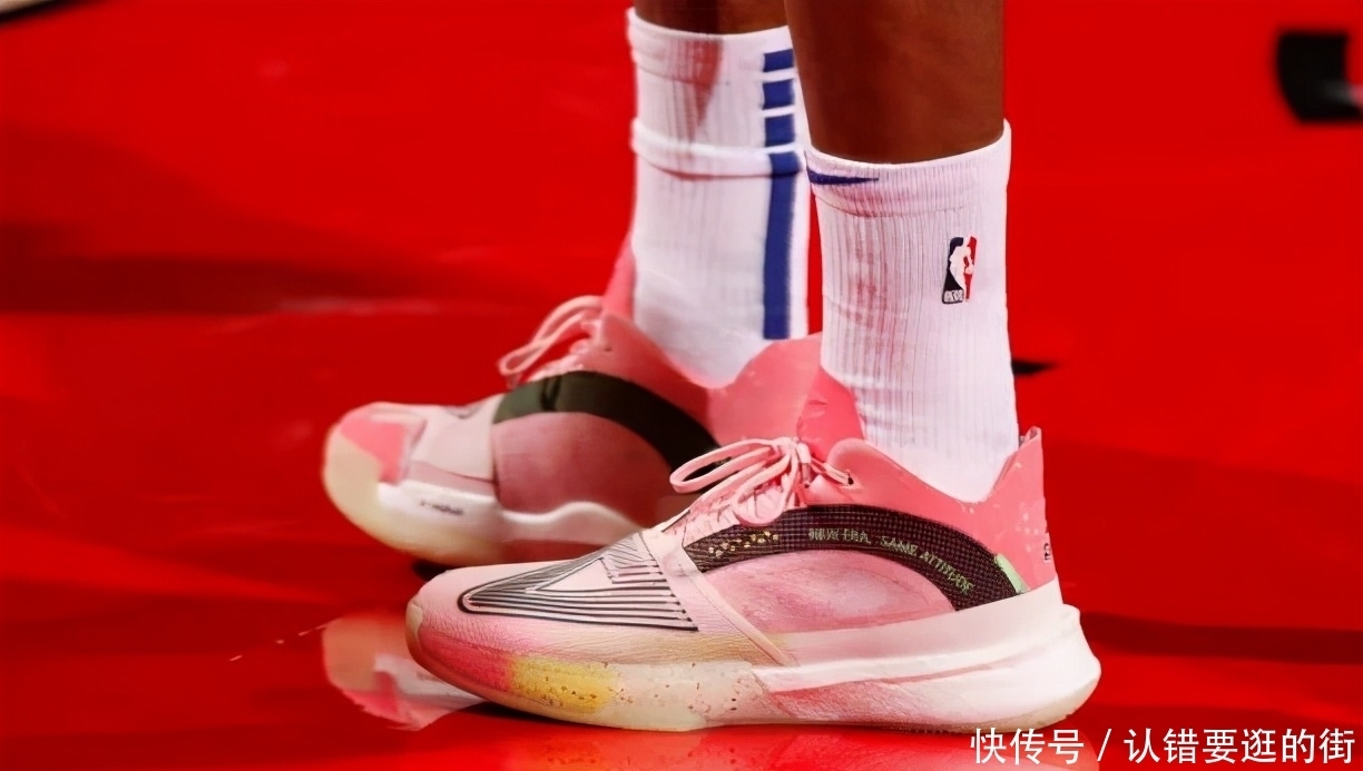 NBA球员上脚:莫兰特穿Kobe1,3大国产品牌球鞋都有