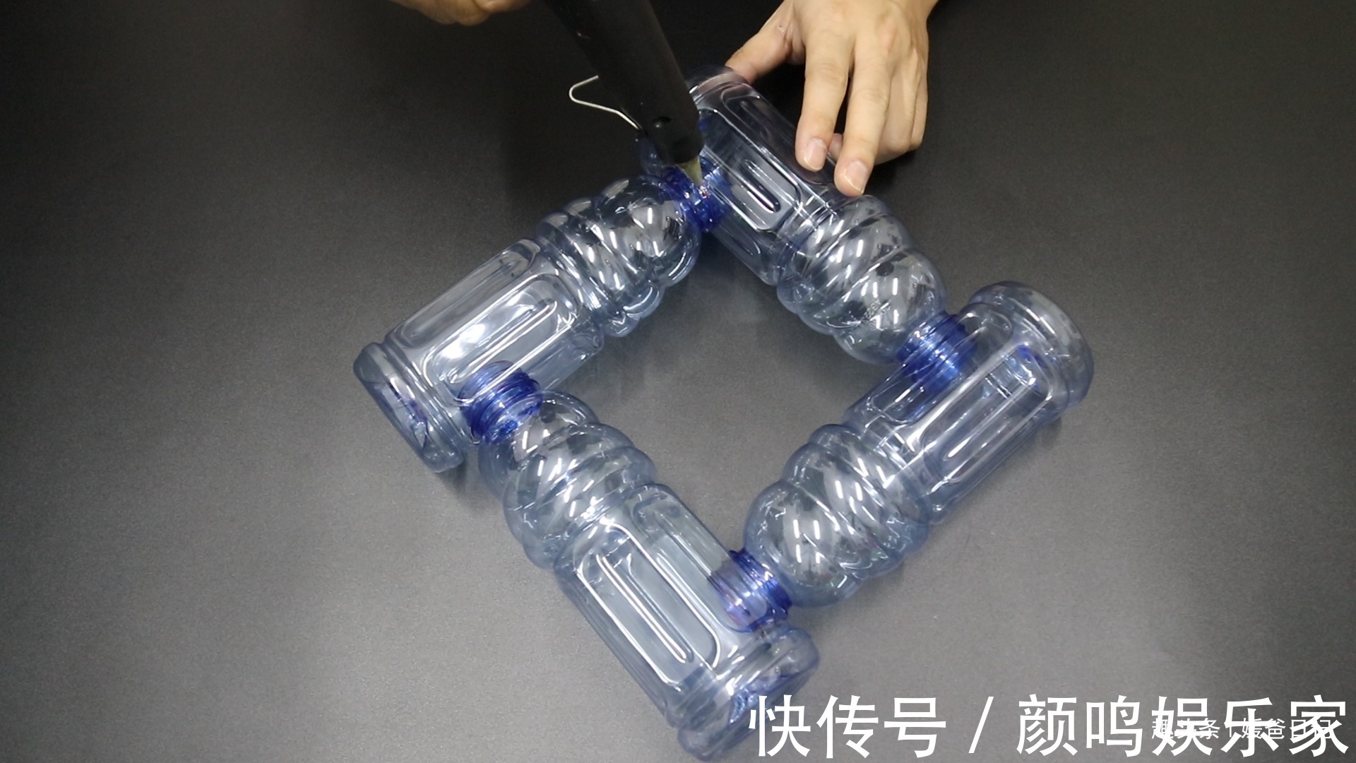 用5个塑料瓶制作一个四方形的小鱼缸,这个废品利用,太棒了