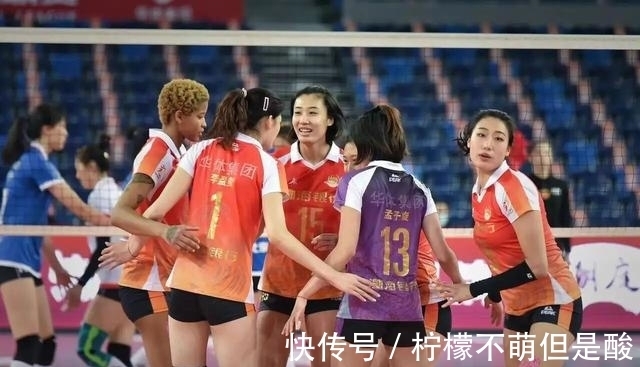 浙江女排|扣球几乎百发百中!1米96新袁心玥打出惊艳表现,女排新长城登场
