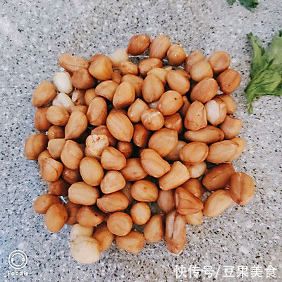 好吃到模糊的凉拌芹菜，怎么都吃不够