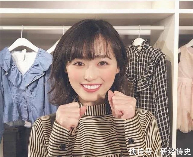 女人不管多大年纪,这4种“发型”再流行也别剪,丑得像杀马特!