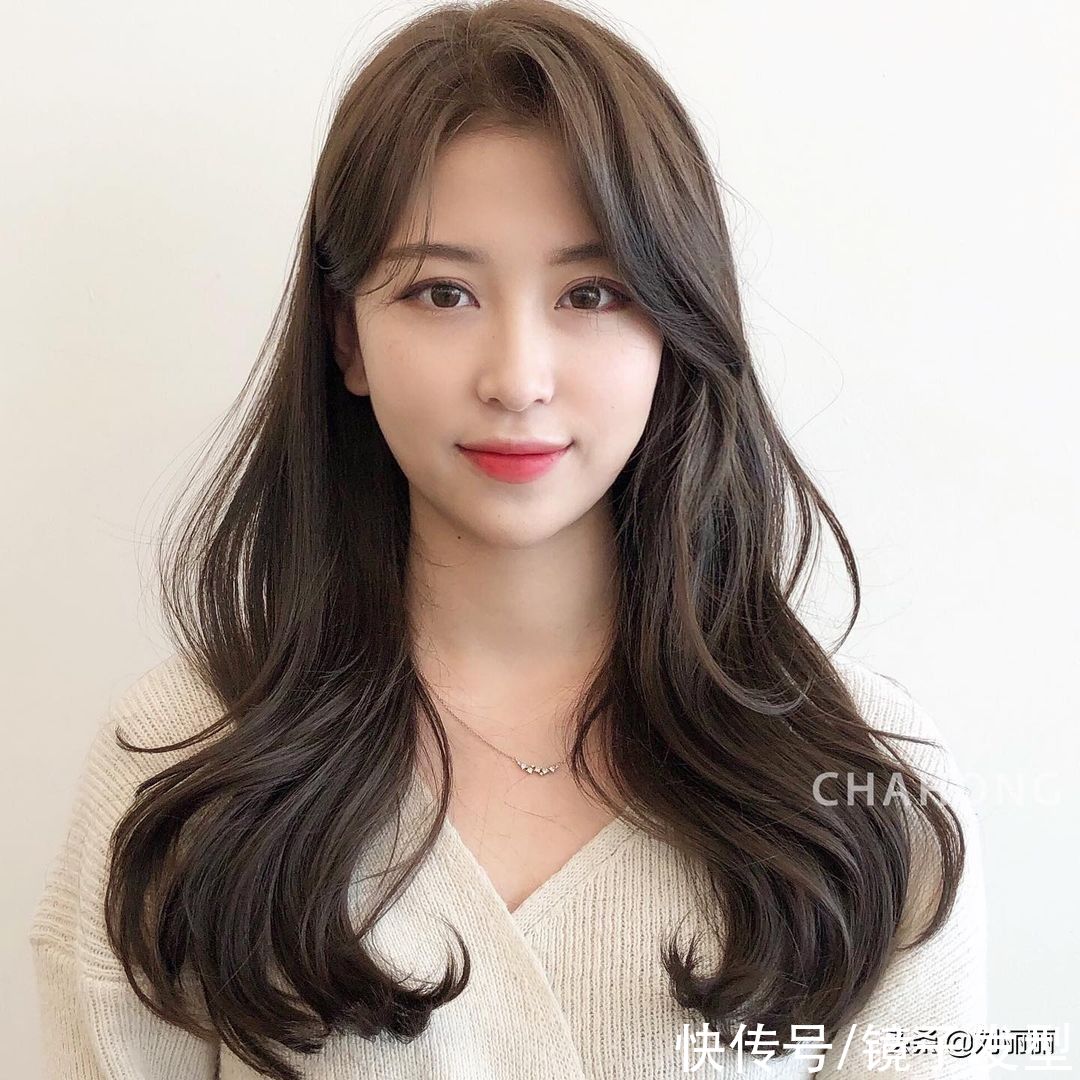 新女神发型19款，不论长短都很美，看完忍不住都想试一试