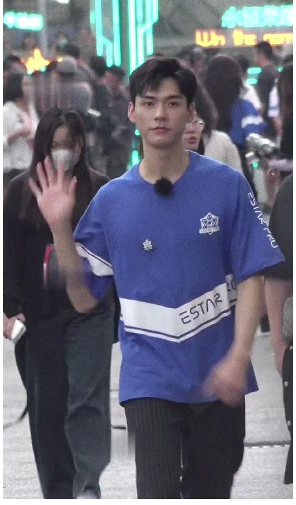 洛陽|肖戰(zhàn)錄綜藝《敦煌》，王一博錄綜藝《洛陽》，兩個人提前說好的嗎