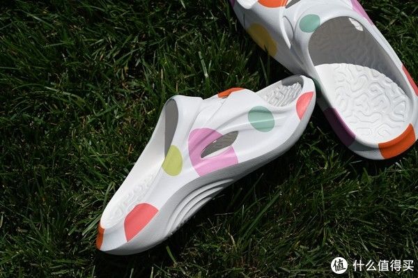 家居|生活家居 篇二十一：更具弹性的夏日拖鞋，更快恢复脚部活力，咕咚运动拖鞋体验
