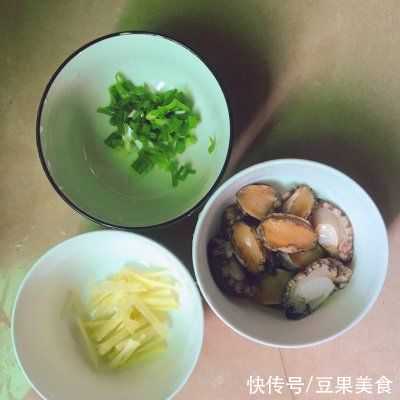鲍鱼|餐桌上的保留项目鲍鱼粥,隔段时间就做一次
