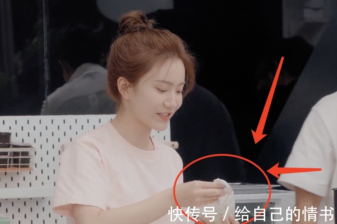 卫生纸|《心动的信号4》女二在读博士人设崩塌?医学生直接用卫生纸擦碗