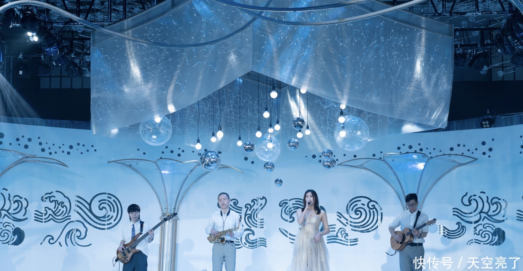 2021春夏洲际高级定制婚礼秀灵感缪斯 置身璀璨之境