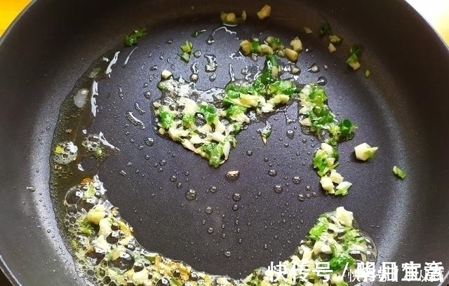 葱蒜|鸡蛋和它才是天生一对,孩子常吃头脑更聪明,女人常吃告别黄脸婆