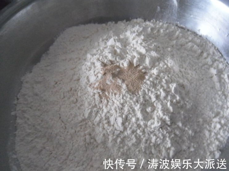 发酵|发面，最忌面粉直接加酵母！牢记4点，发酵又快又好，轻松发满盆