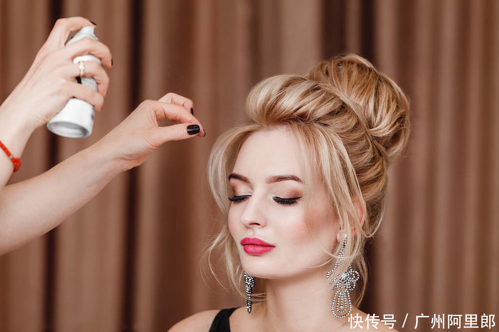 油腻扁塌?不,教你打造蓬松秀发