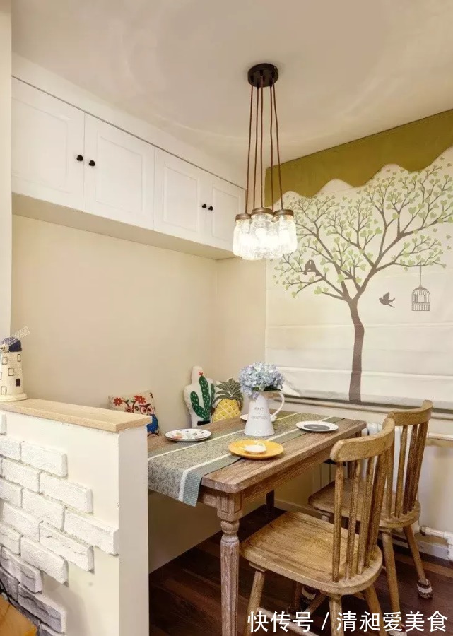 玄关柜|电视墙要不要装柜子?一进屋就被迷住了,全屋太漂亮了