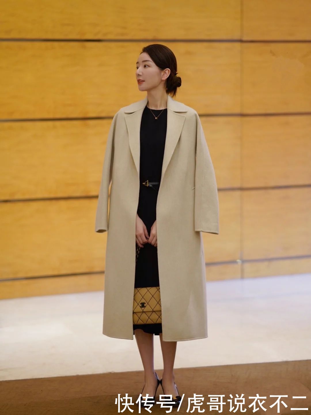 越简约越气质，时尚博主的大衣穿搭，“无视”年龄照搬都好看