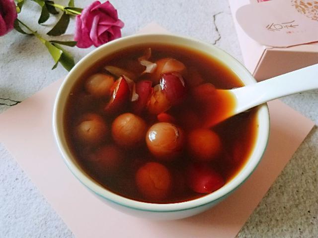 漂亮女人都爱这么吃，隔三差五喝一次，一碗5元，香甜还养人