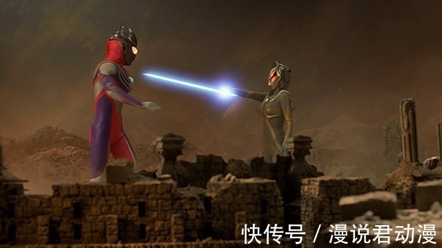 奥特战士|奥特曼:两位卡姐逝去的爱情,一位认错男友,一位遭遇变心