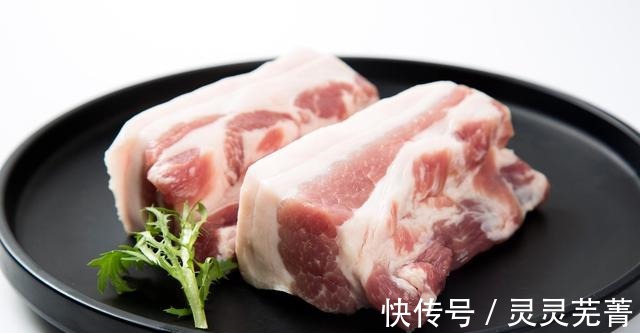 炸酥肉用淀粉还是面粉记住“211”的比例,酥脆好吃不回软!