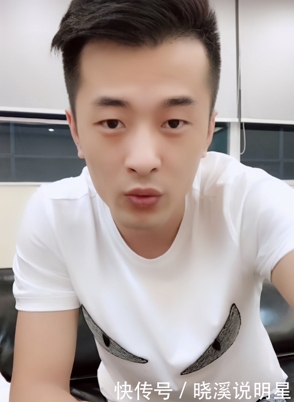 辛巴|辛巴晒燕窝检测单让大家好尴尬！成分经不起推敲，却也不能算假货