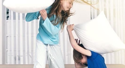 犯错|孩子有3个表现的时候，父母坚决不能手软，一定要打他