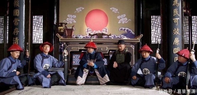 书生#书生出一上联:得意猫儿雄过虎,小孩儿对出下联,让他羞愤离乡!