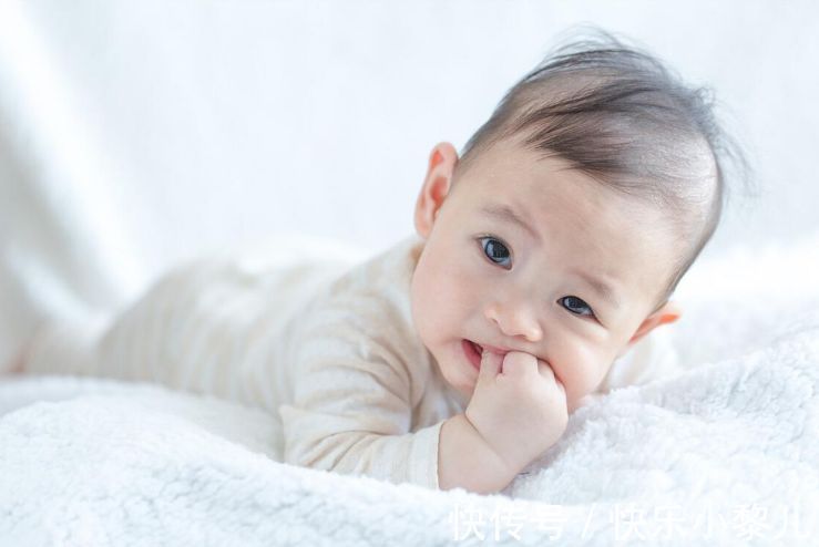 奶嘴|宝宝长到六个月后,家长要记住2要3不要,对宝宝成长有利,别不懂