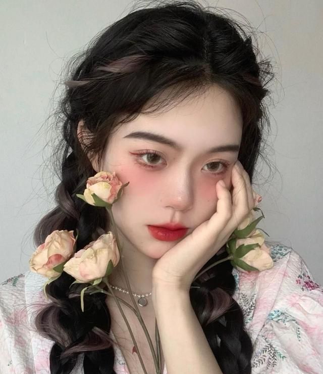 fufu|今夏流行“奶醉妆”,奶fufu的少女感,简单几步就能掌握精髓!