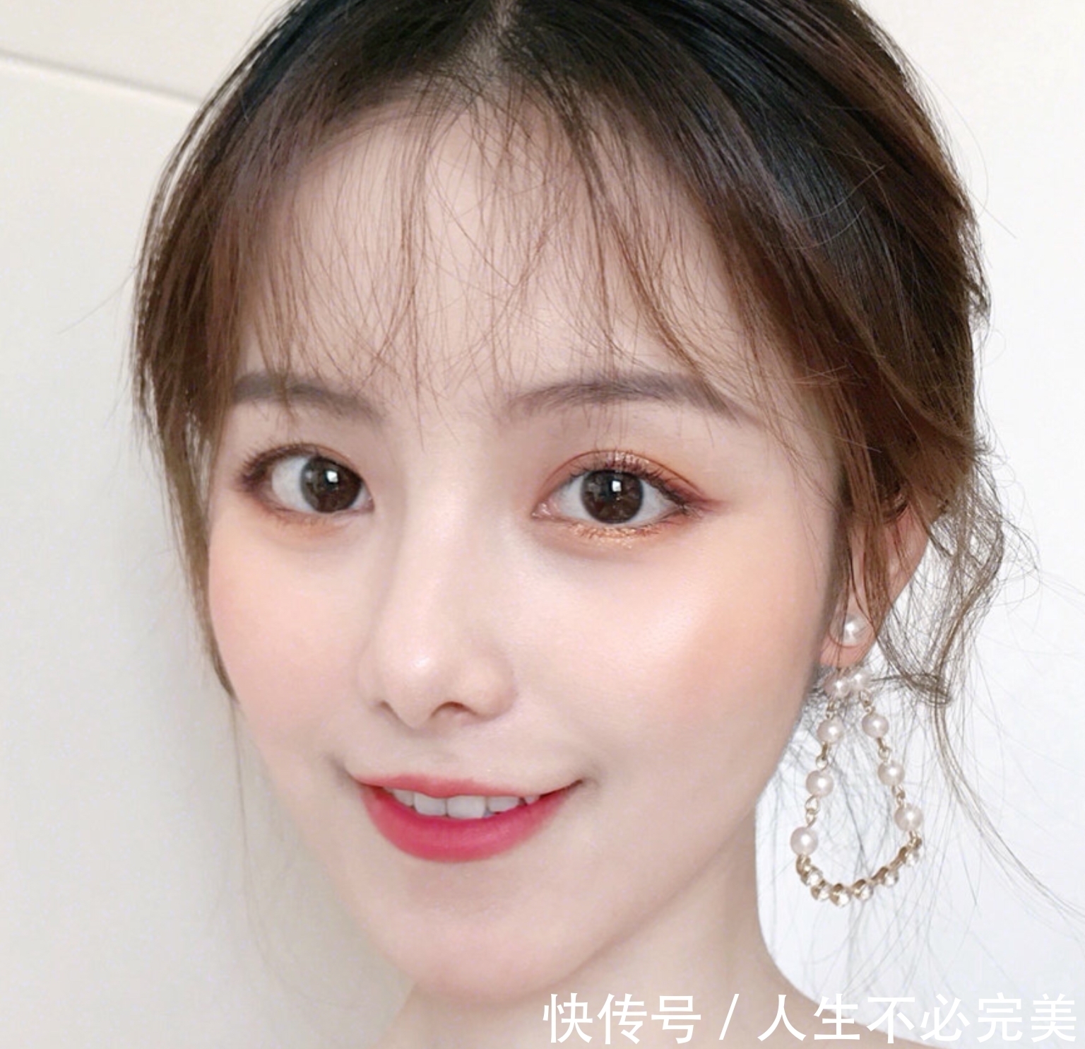 唇形 最受欢迎的几种唇形,不涂口红都很性感,唇好看的人,长相也不低