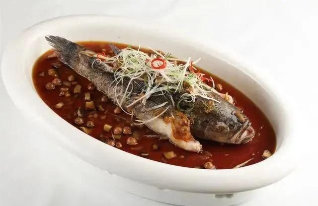 饭桌|四种鱼,趁早撤离饭桌,也许营养少且毒素多,鱼贩:知道越少越好