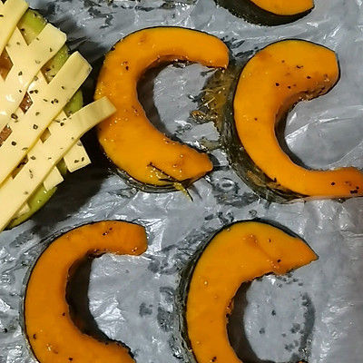 牛油果芝士烤鸡蛋