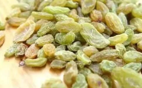 罐子|经常吃葡萄干好处多多,葡萄干和此物是“绝配”,不妨试着吃一些