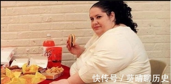 胖成|世界上最胖的女人，打破吉尼斯世界纪录，目标是长到2000斤
