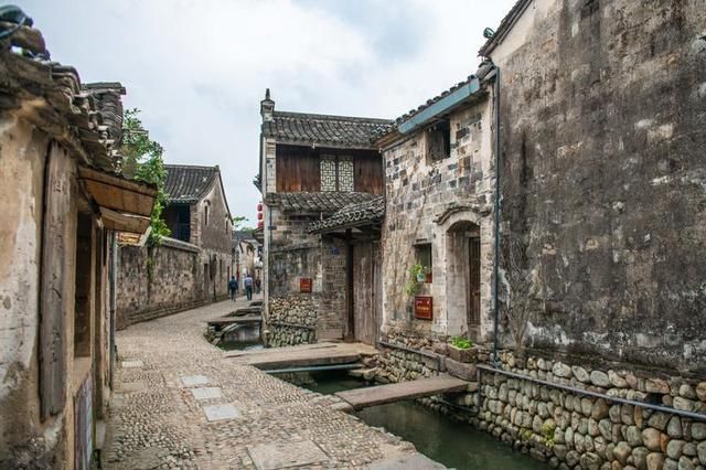 白溪水|江南旅行去哪个古镇？用简单的文字带你走进前童古镇，收藏下次去