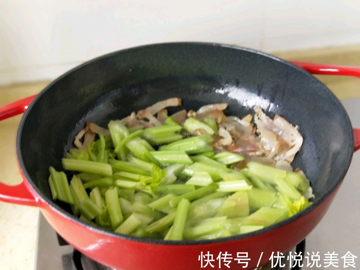 低脂美味的家常小炒,鲜美下饭,做法简单,大人小孩都爱吃