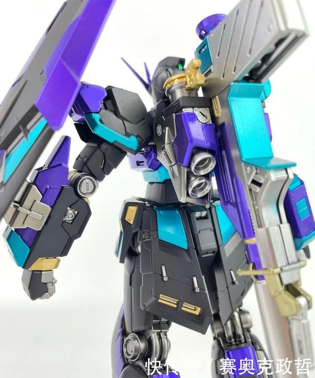 配色|这个配色估计又要被“讨论”了,rg牛改特殊配色