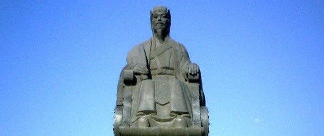 江夏八俊之一对儒家学说有研究,奉行中庸之道的刘表