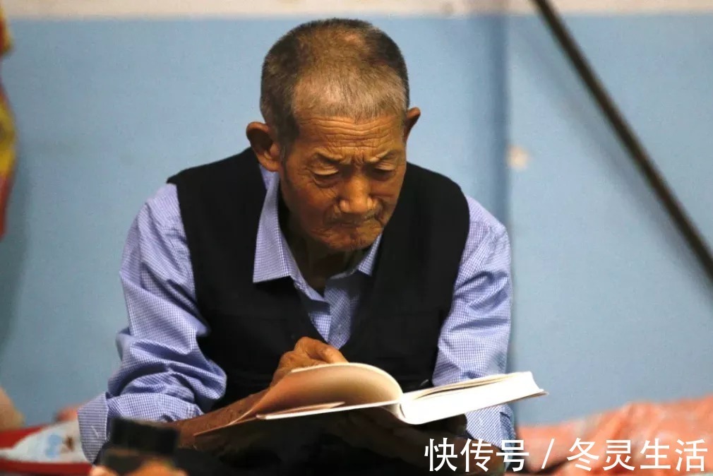 红楼梦|舞元素之博览群书开眼界,腹有诗书气自华。 读书投资成本低,却是一生的高贵。