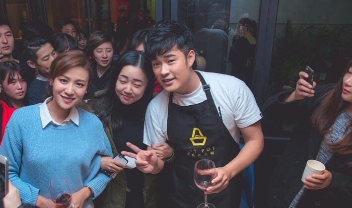 陈赫火锅店出事了！顾客被砸翻的锅底烧伤，要求赔偿7万遭到拒绝