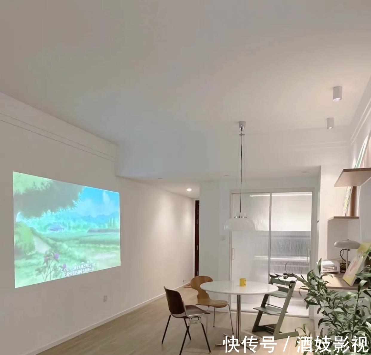 装饰画|他们家81㎡，用原木+现代简约，打造成日式混搭风，平淡又温馨