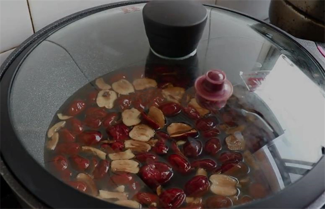 诀窍|想吃枣糕不用买,做法和诀窍告诉你,自己在家做,又香又好吃