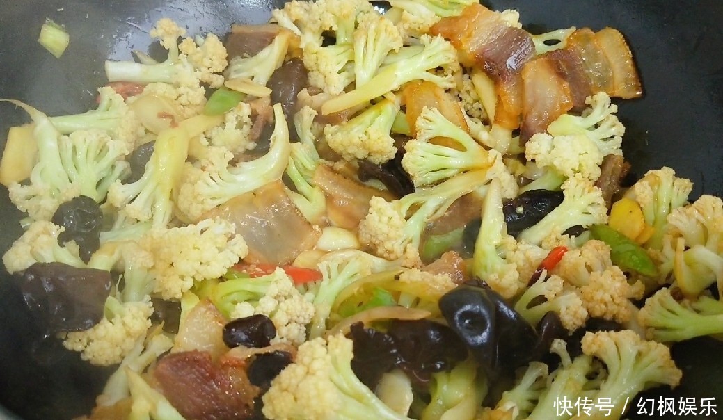 花菜好吃的做法,香脆可口,简单入味又下饭,大人小孩都爱吃