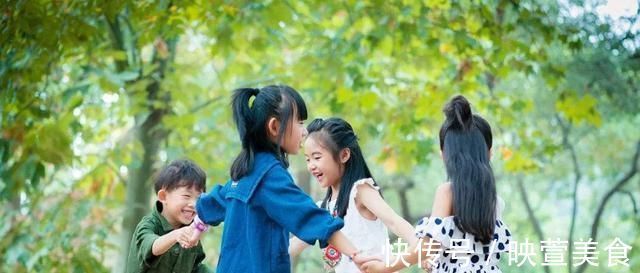 小宝宝|妈妈带着宝宝考驾照,半个月后孩子的模样亮了,网友小包拯