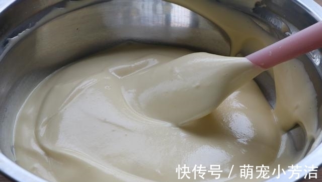 面糊|别再用电饭煲做蛋糕,教你平底锅做,简单0失败,咬一口就停不下