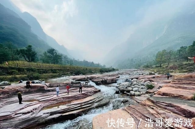 天河瀑布|郑州驴友团徒步南太行抱犊村，穿越太行天瀑群