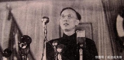 郭沫若用4字骂鲁迅,鲁迅回5个字,却让郭沫若哑口无言!