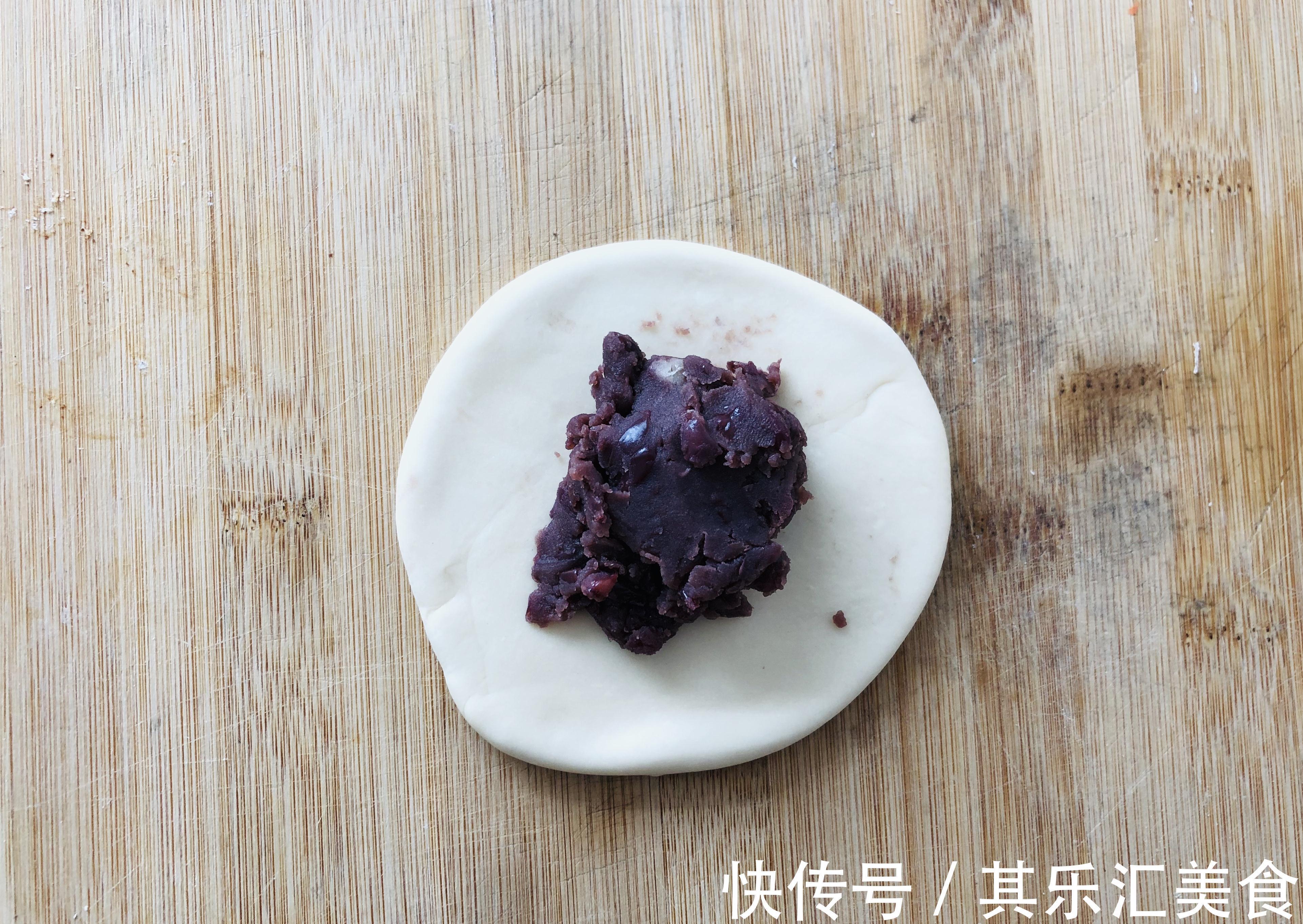 仿真土豆馒头|别总做白面馒头了，试一试仿真土豆馒头，颜值高到不舍得吃了